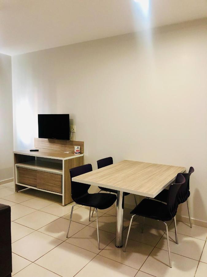 Riviera Park Hotel - Flat Inteiro Particular Caldas Novas Esterno foto